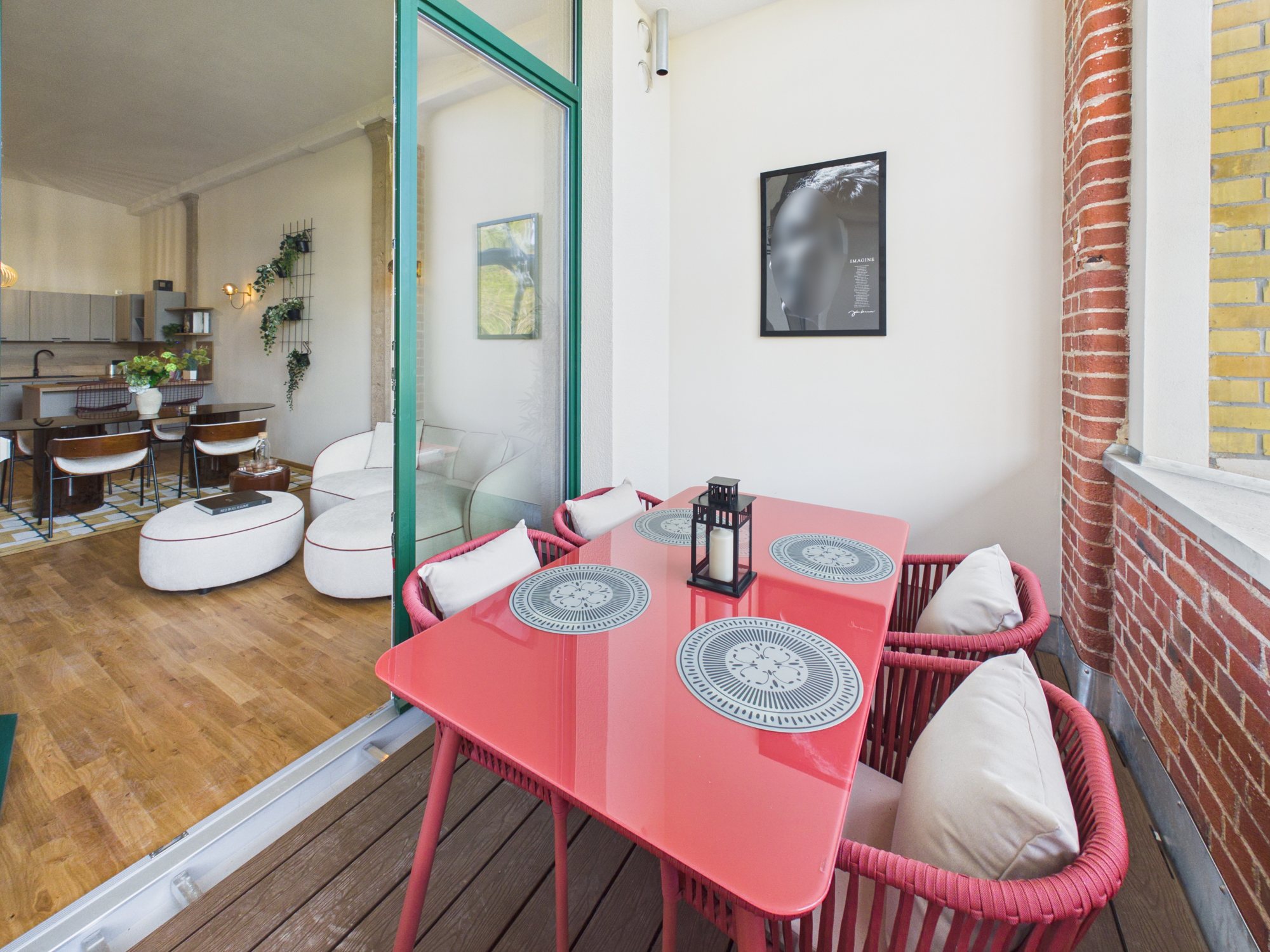 COTTON LOFTS: Loggia