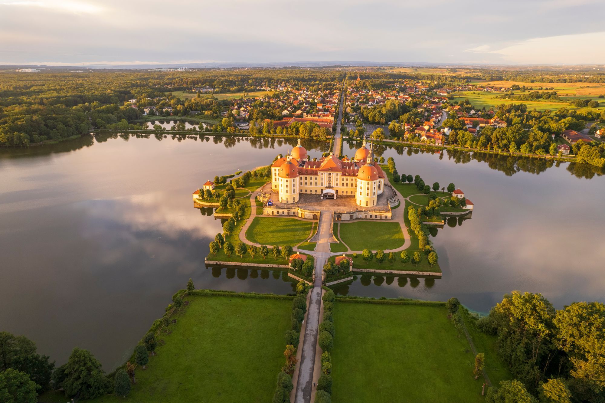 Moritzburg. Schloss, Teiche und Wald